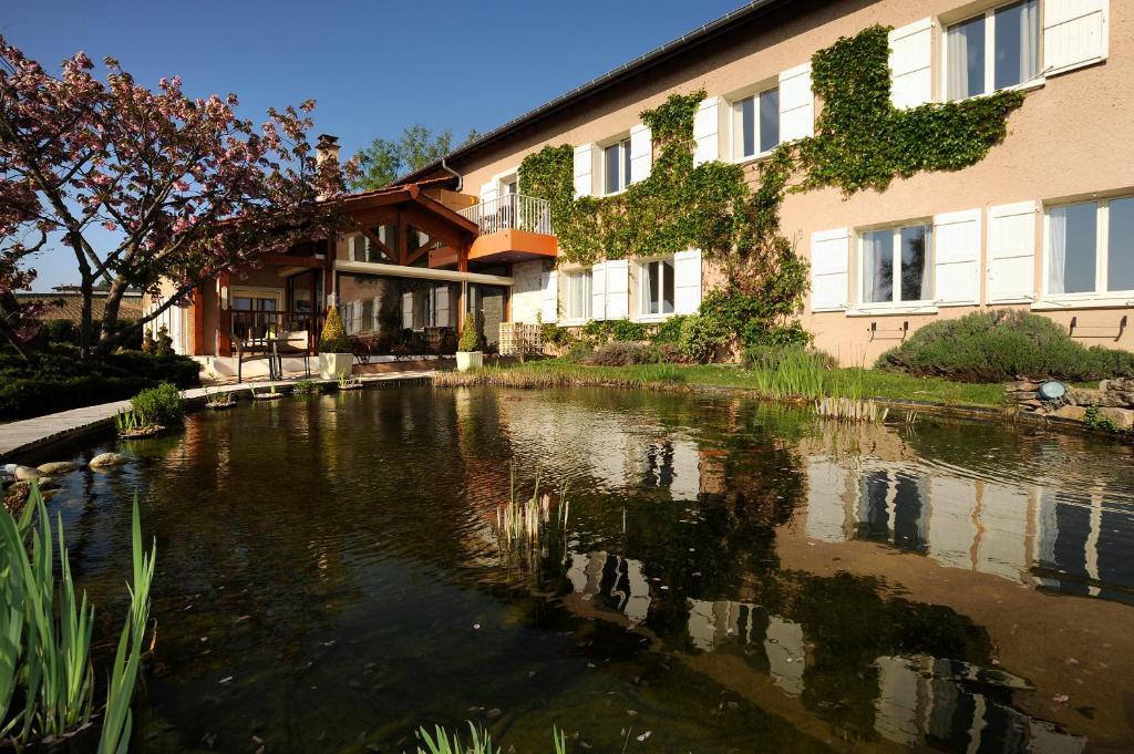 Logis Hotel Des Grands Vins Fleurie Exteriér fotografie